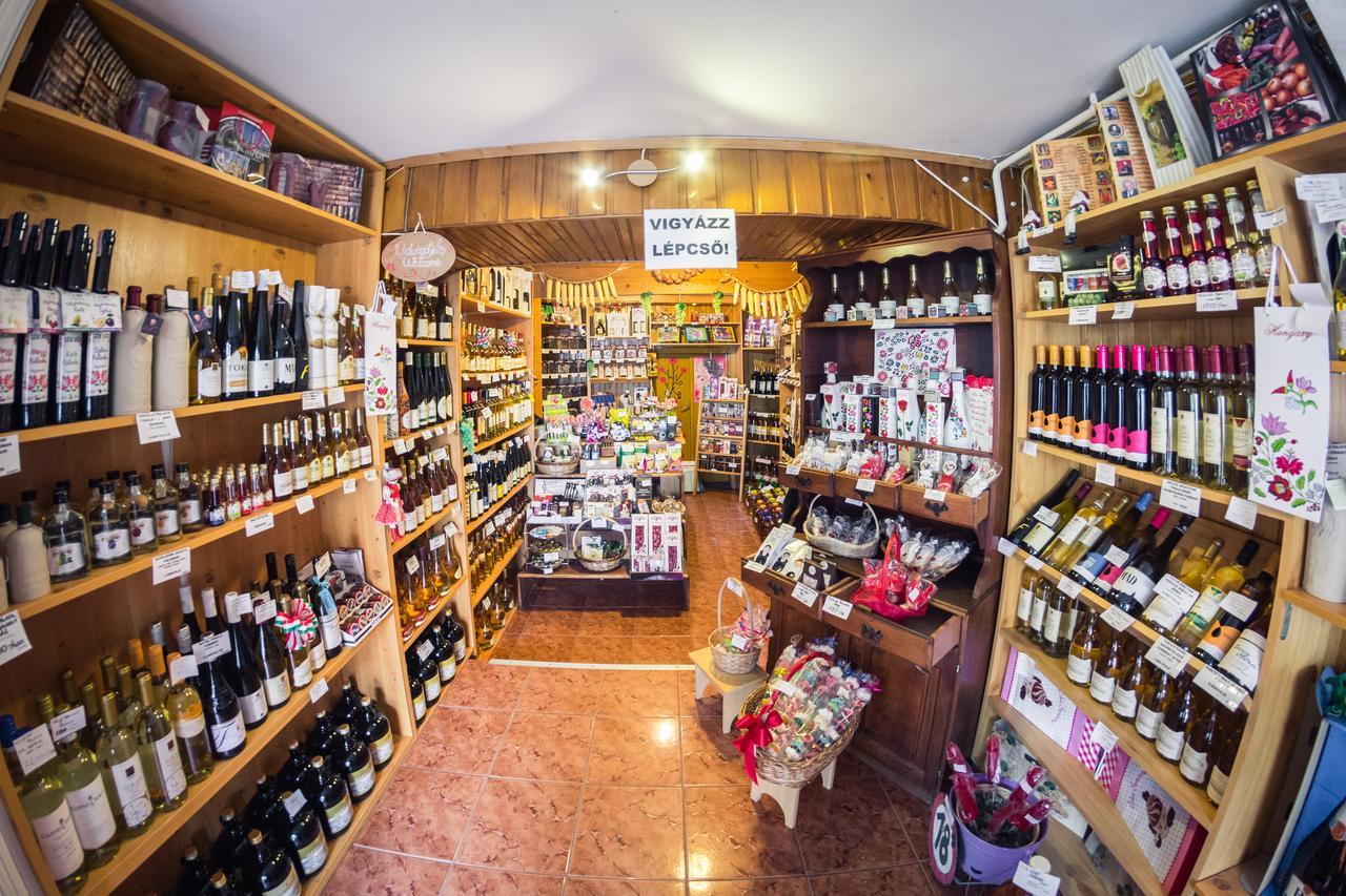 华斯克佩泽欧酒窖酒店 托卡伊 外观 照片
